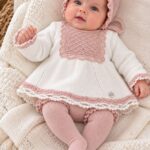 Conjunto de punto bebé niña Visi con capota Ref. 9950