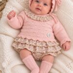 Conjunto bebé niña Visi Bebé rosa con flores y capota Ref. 70531